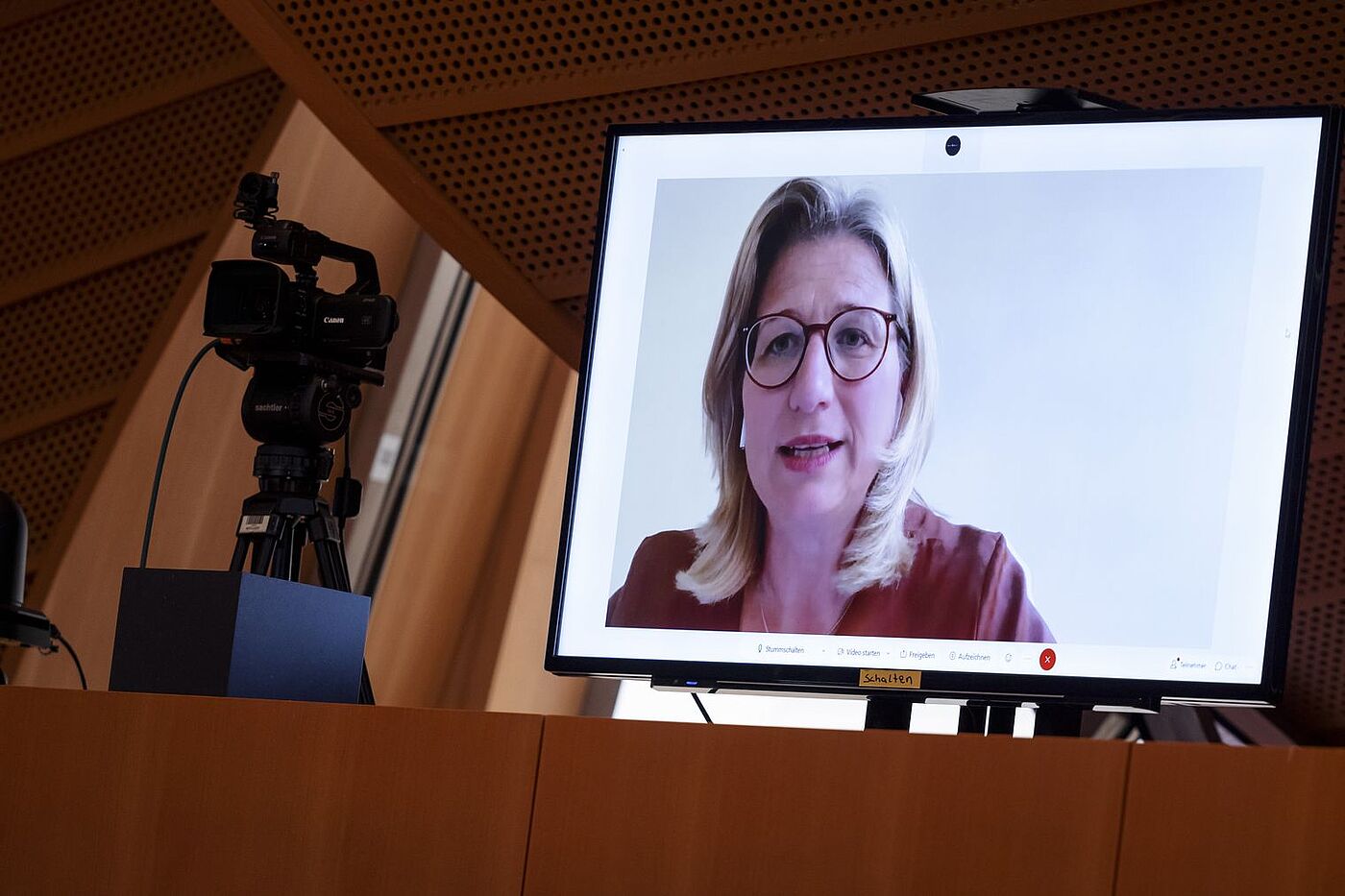 Parlamentarischer Abend So geht #Fahrradland: Anke Rehlinger (SPD). Parlamentarischer Abend So geht #Fahrradland: Anke Rehlinger (SPD).